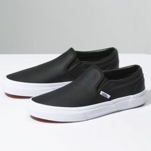 VANS BLACK CLASSIC LEATHER SLIP-ONS SZ 7.5 LIKE NEW